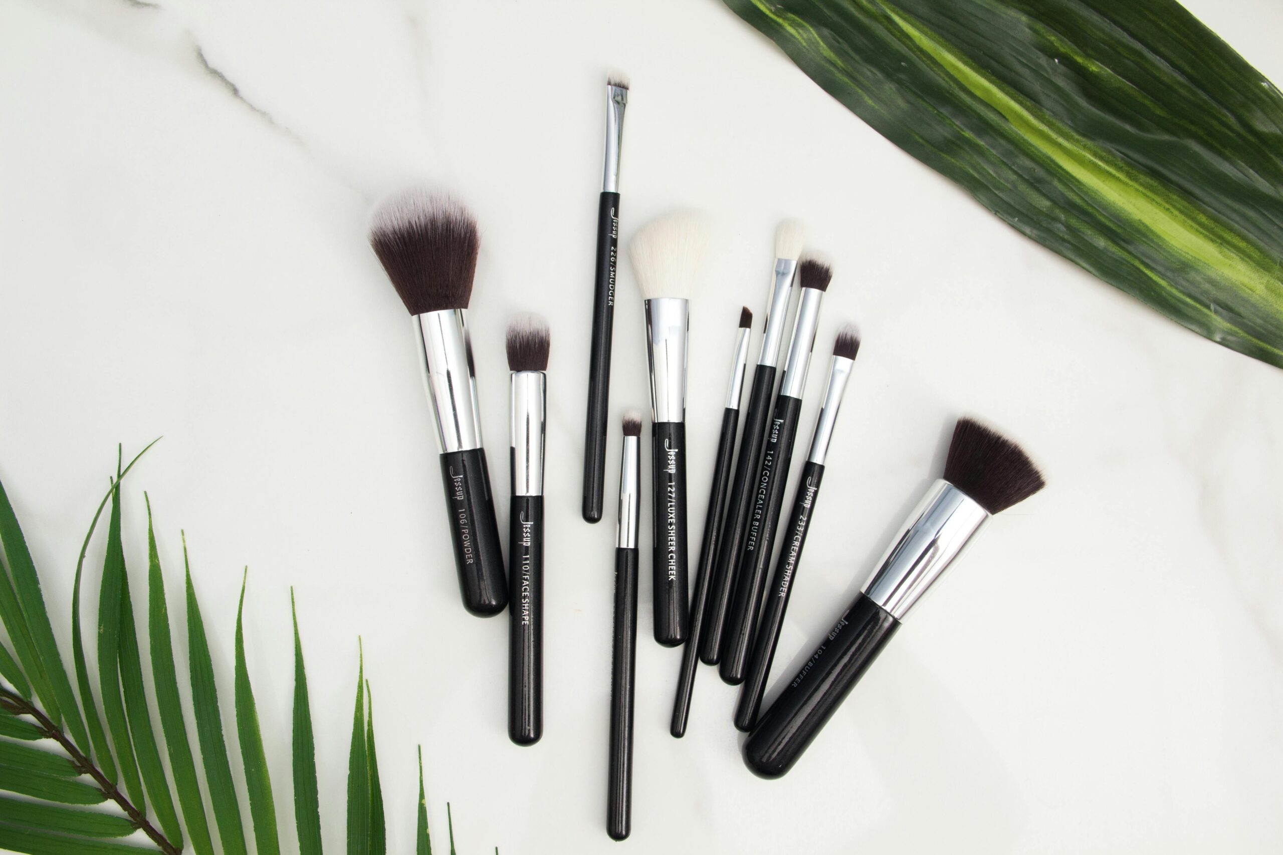 The Best Way to Clean Makeup Brushes and Sponges