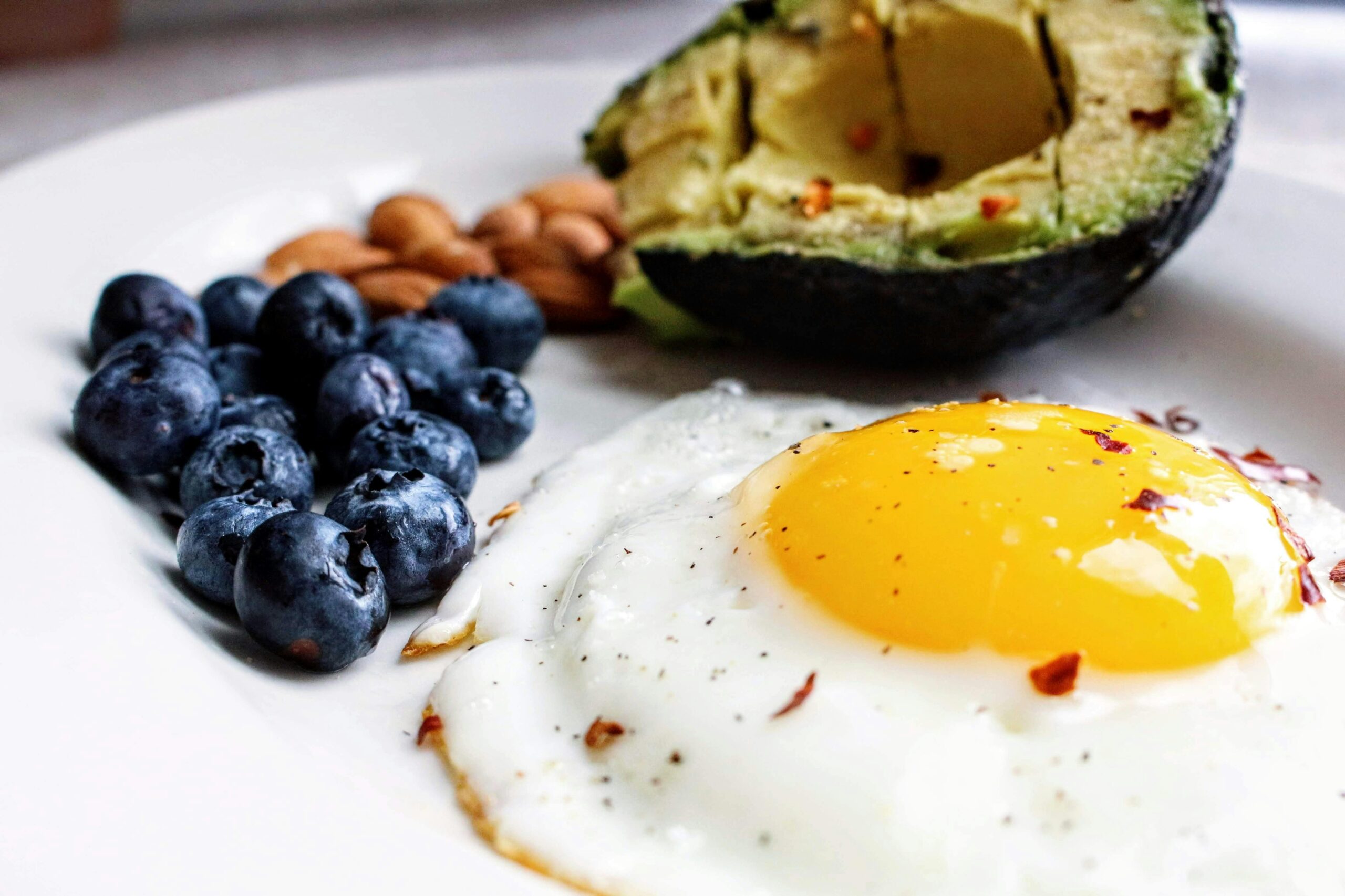 The Ketogenic Diet: What It Does, How It Works, and Tips for Success